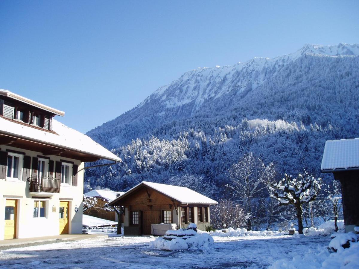 Au Gay Sejour Hotel Faverges Exterior photo
