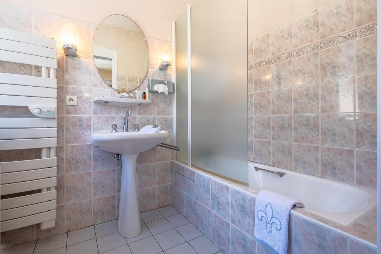 Au Gay Sejour Hotel Faverges Exterior photo